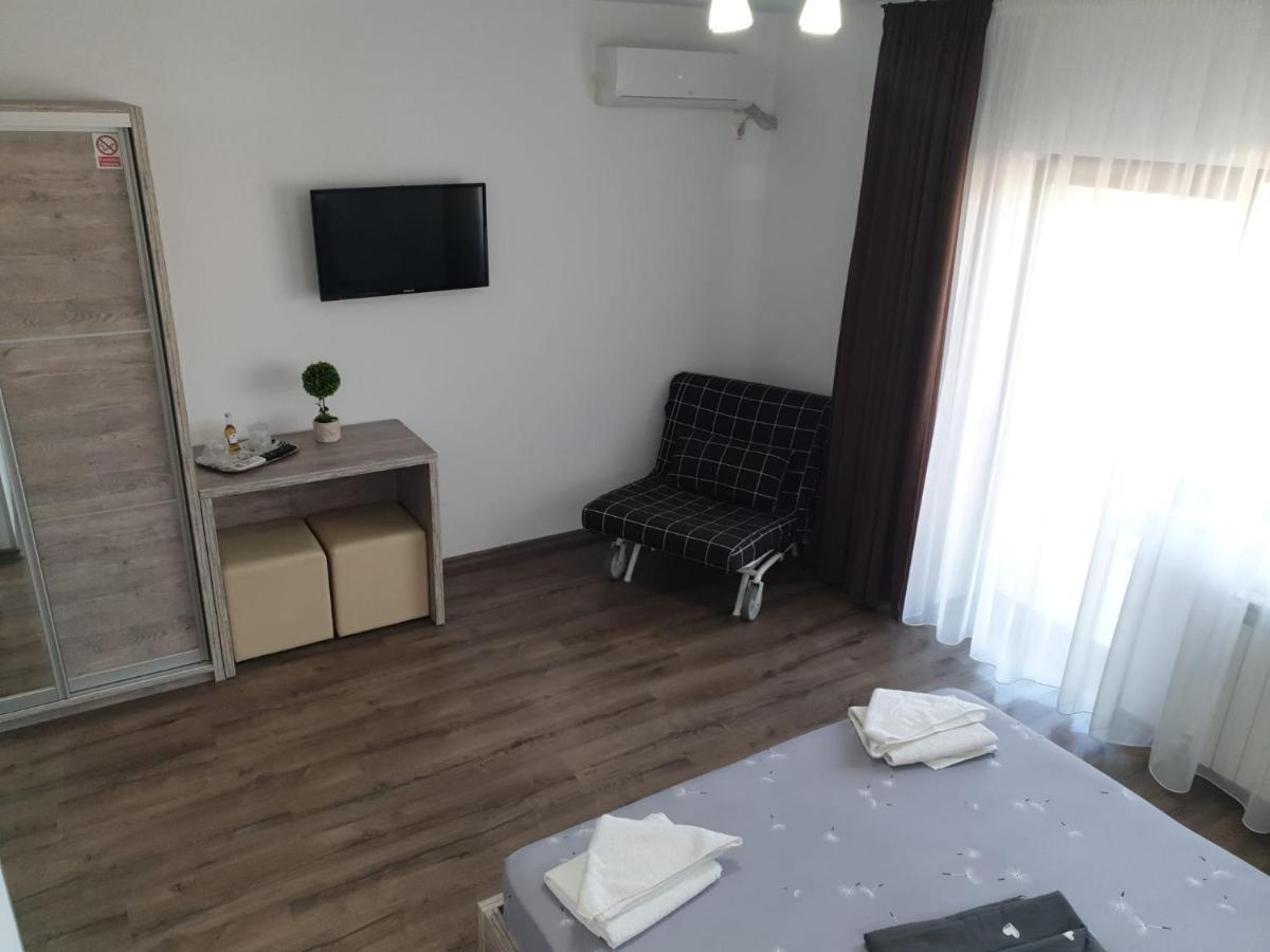 Vila Yna Năvodari Kültér fotó
